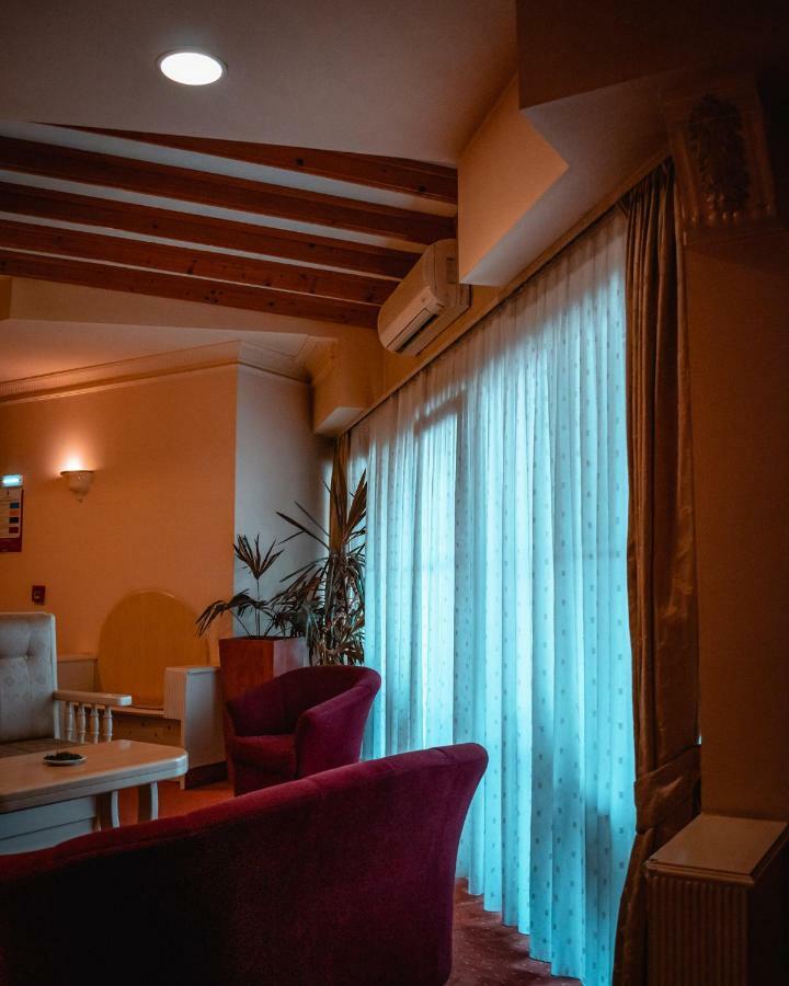 Hotel & Restaurant Se-Mi Veliko Trgovisce Exterior photo