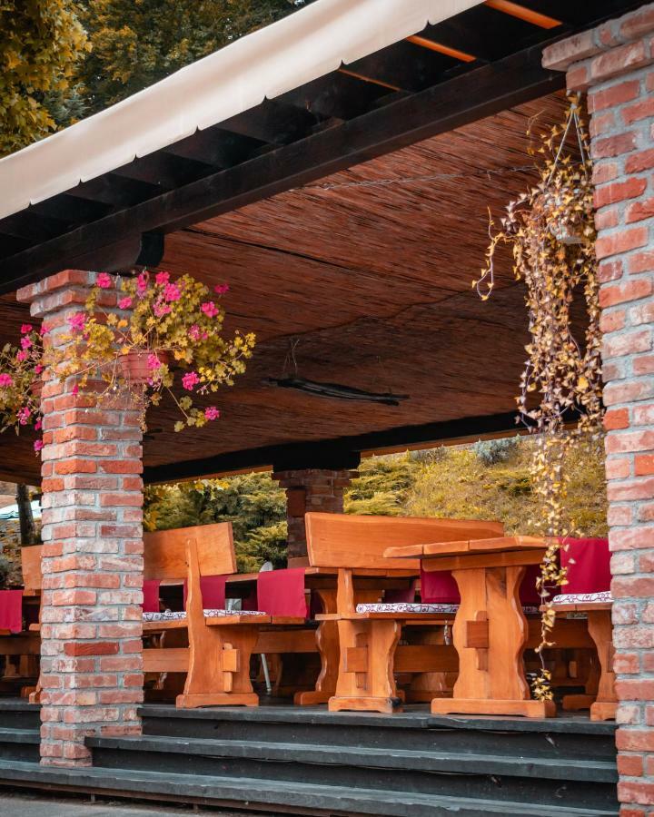 Hotel & Restaurant Se-Mi Veliko Trgovisce Exterior photo